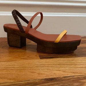 Cult Gaia Fifi sandal in Spice, size 40